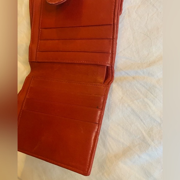 Authentic CHANEL red leather criss cross wallet with unbranded chain and box - Picture 10 of 14